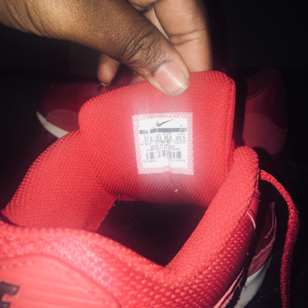 Red Air-Max - Picture 6 of 6